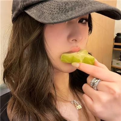 少女龙婆